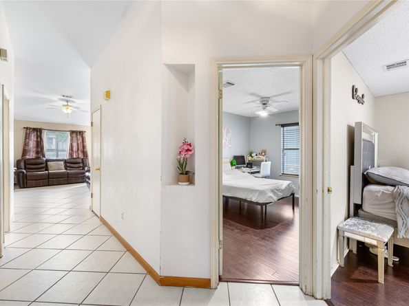 2403 Lendall Lane, Austin TX 78744