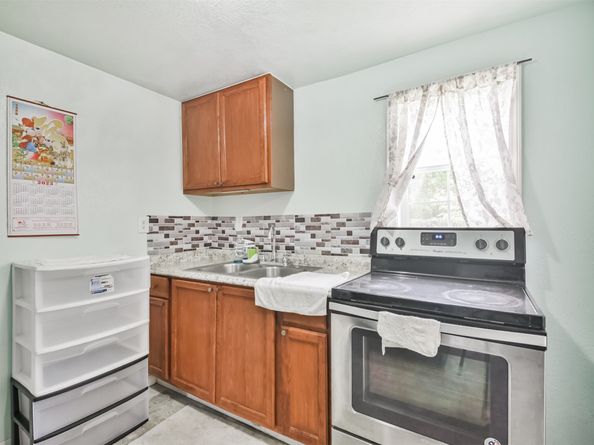 7846 Dayton Street, Houston TX 77012
