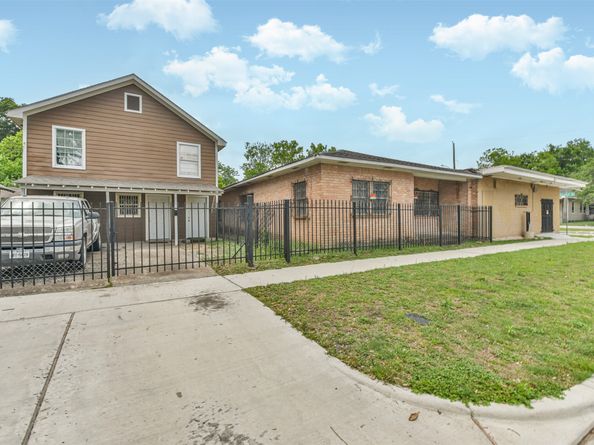7846 Dayton Street, Houston TX 77012