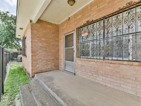 7846 Dayton Street, Houston TX 77012