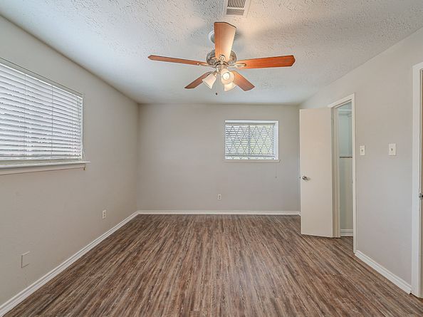 4422 Enchantedgate Drive, Spring TX 77373