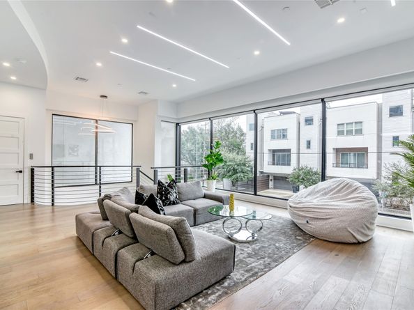 1406 Fairview Avenue, Houston TX 77006