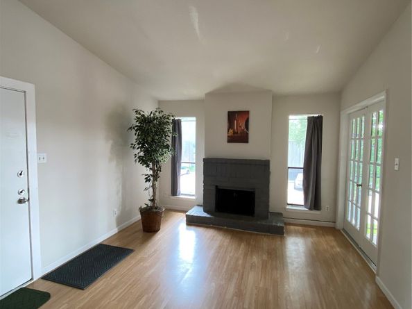 9000 Bissonnet Street 706, Houston TX 77074
