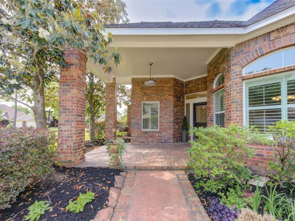 2007 N Greens Boulevard, Richmond TX 77406