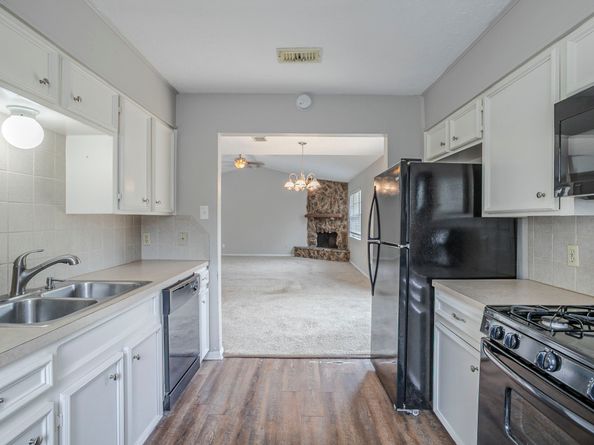 3015 Glen Spring Drive, Houston TX 77339