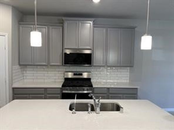 1529 Parkland Oak Drive, Houston TX 77084