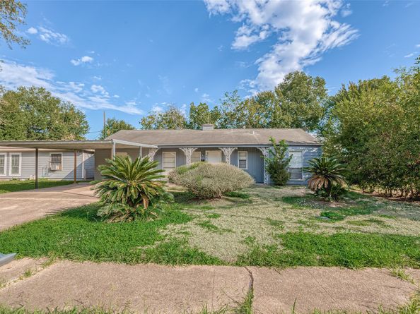 5619 Willow Glen Drive, Houston TX 77033