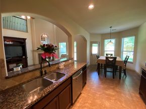 15 S Marshside Place, Spring TX 77389