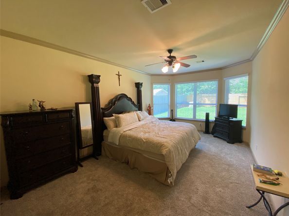 15 S Marshside Place, Spring TX 77389