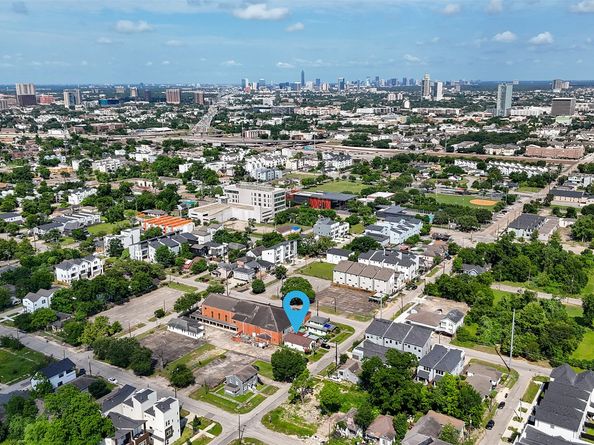 2604 Tuam Street, Houston TX 77004