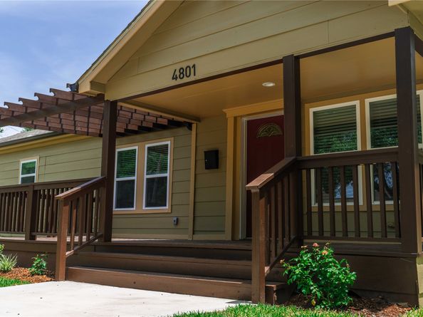 4801 Walker Street, Houston TX 77023