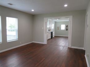 4801 Walker Street, Houston TX 77023
