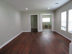 4801 Walker Street, Houston TX 77023