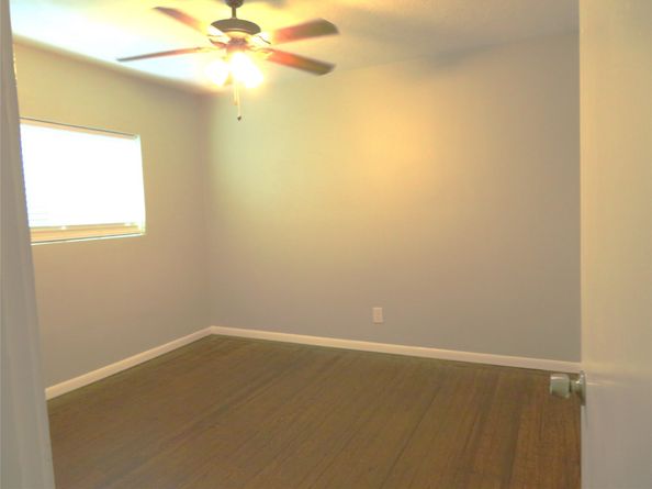 4801 Walker Street, Houston TX 77023