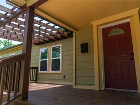 4801 Walker Street, Houston TX 77023