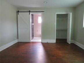 4801 Walker Street, Houston TX 77023