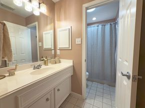 1919 Bailey Street, Houston TX 77006