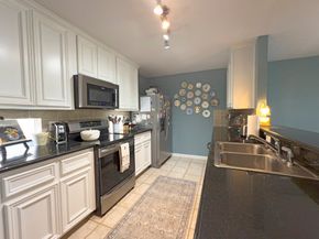 1919 Bailey Street, Houston TX 77006
