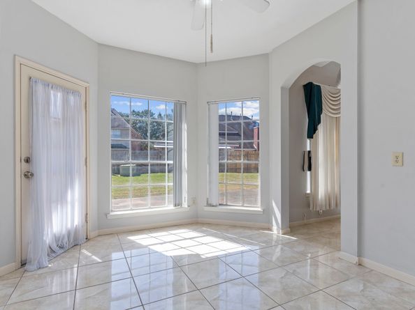 2027 Richland Ct Court, Sugar Land TX 77478