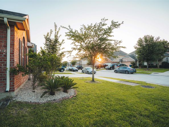 15830 Mesenbrink Lane, Houston TX 77049