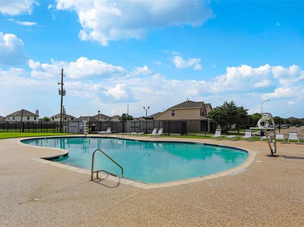 15830 Mesenbrink Lane, Houston TX 77049