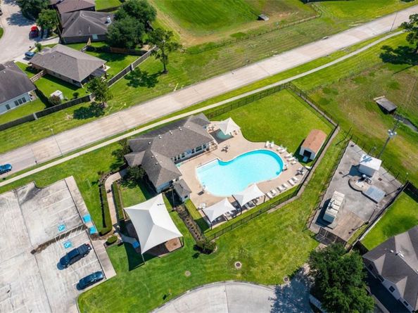 15830 Mesenbrink Lane, Houston TX 77049
