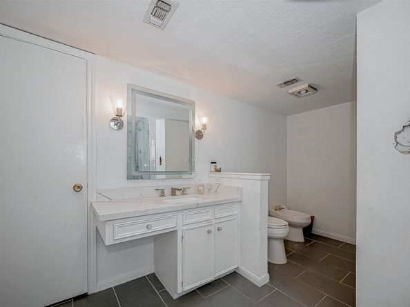 7502 Olympia Drive, Houston TX 77063