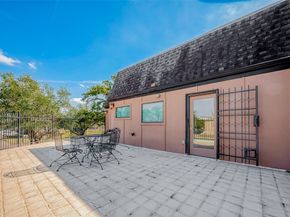 7502 Olympia Drive, Houston TX 77063