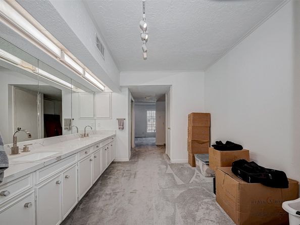 7502 Olympia Drive, Houston TX 77063