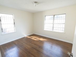 5631 Westover Street, Houston TX 77033