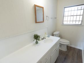 5631 Westover Street, Houston TX 77033