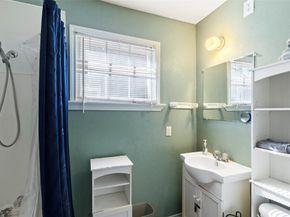 1004 Mccall Avenue, Conroe TX 77301