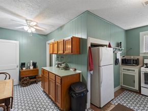 1004 Mccall Avenue, Conroe TX 77301
