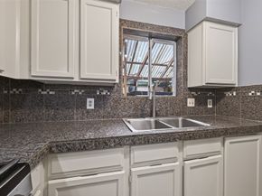 11806 Roandale Drive, Houston TX 77048