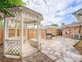 11819 S Nottingham Circle, Houston TX 77071