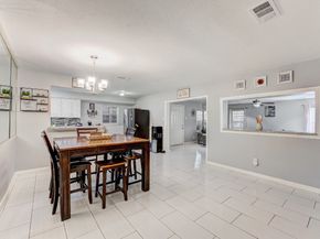 11819 S Nottingham Circle, Houston TX 77071