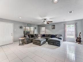 11819 S Nottingham Circle, Houston TX 77071