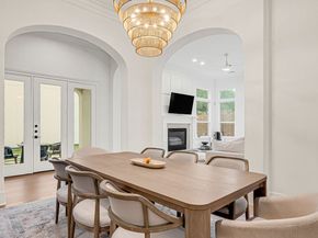 2706 Tudor Manor, Houston TX 77082