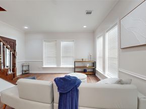 101 Eastgate Street, Houston TX 77012