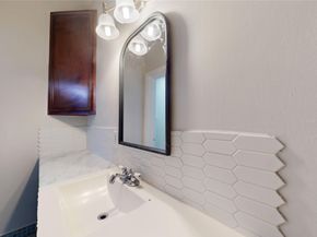 101 Eastgate Street, Houston TX 77012