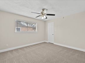 15514 Diana Lane, Houston TX 77062