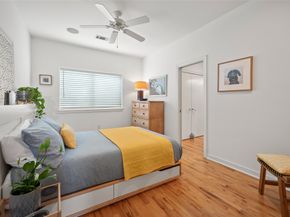 2303 Whitney Street A, Houston TX 77006