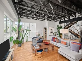 2303 Whitney Street A, Houston TX 77006