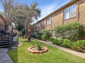 6401 Skyline Drive Drive 13, Houston TX 77057