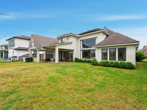 11 Laurel Wreath Trail, Sugar Land TX 77498