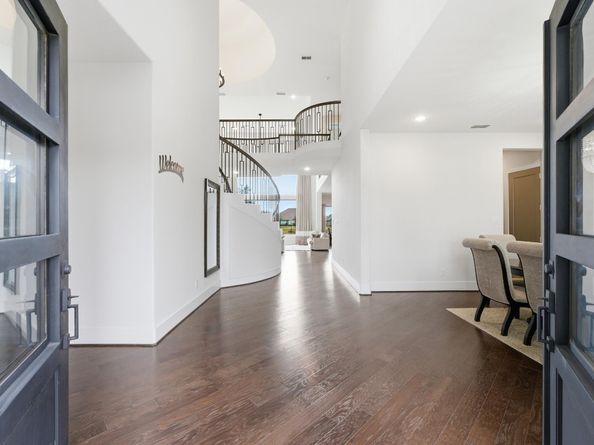 11 Laurel Wreath Trail, Sugar Land TX 77498