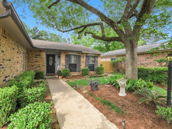 22818 Thadds Trail, Spring TX 77373