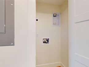 114 Delmar Street 406, Houston TX 77011