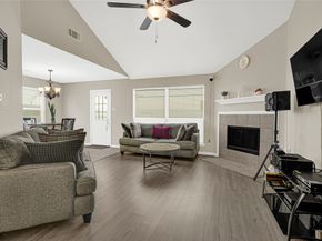 8123 Solara Bend, Houston TX 77083