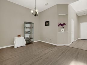 8123 Solara Bend, Houston TX 77083